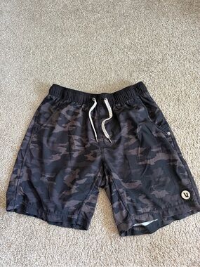 Vuori Men's Black Gray Camo Athletic Shorts